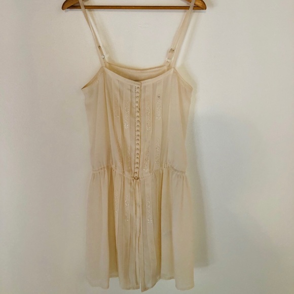 Short embroidered ivory silk dress - Picture 2 of 7